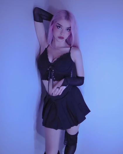 Lauren Burch photo 230353