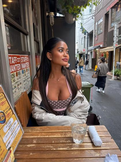 Maeurn Smiles photo 231375