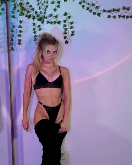 Trippie Bri photo 233022