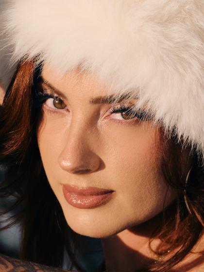 Naomi Foxx photo 233380