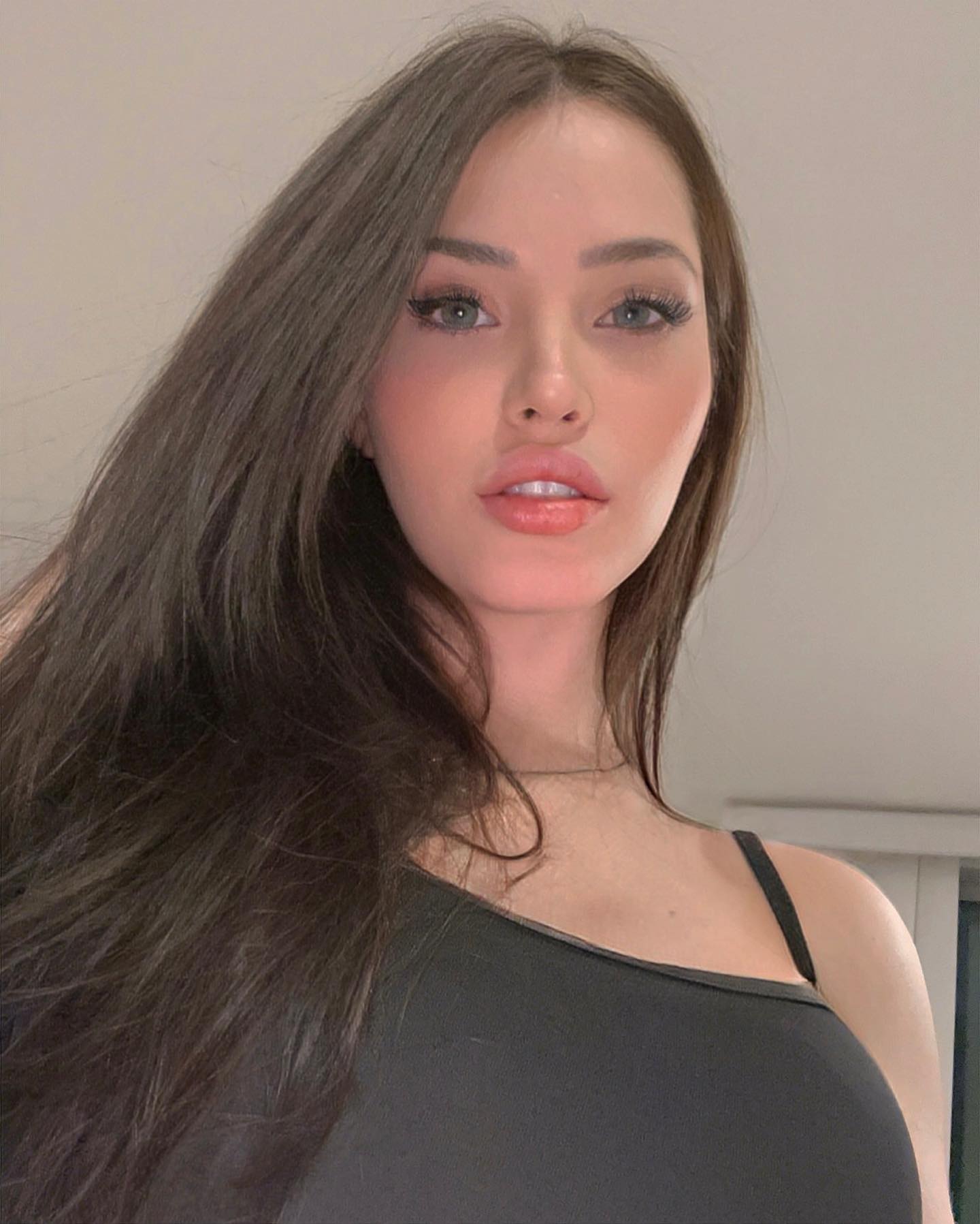 Claudia Alende #234026