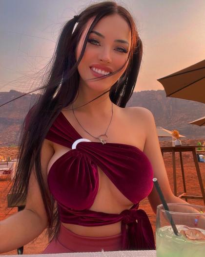 Claudia Alende photo 234090