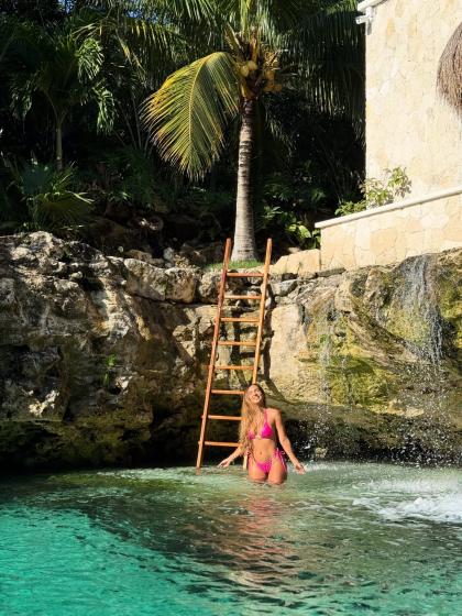 Veronica Weffer photo 234267