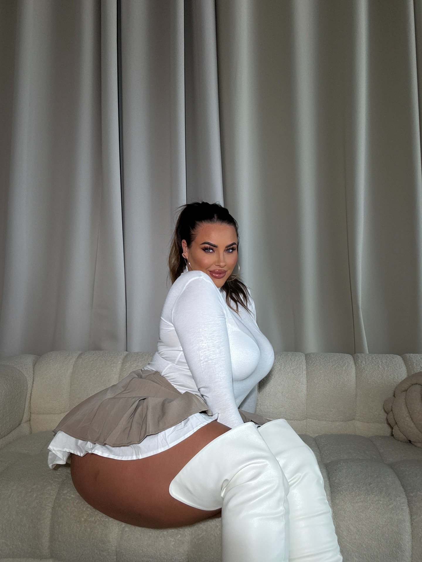 Hannah Olivia #235864