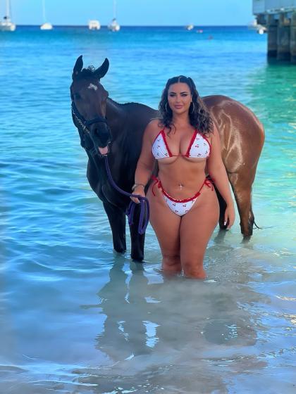 Hannah Olivia photo 235823