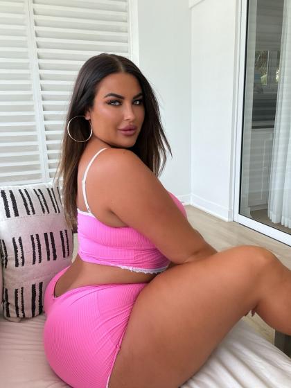 Hannah Olivia photo 235928