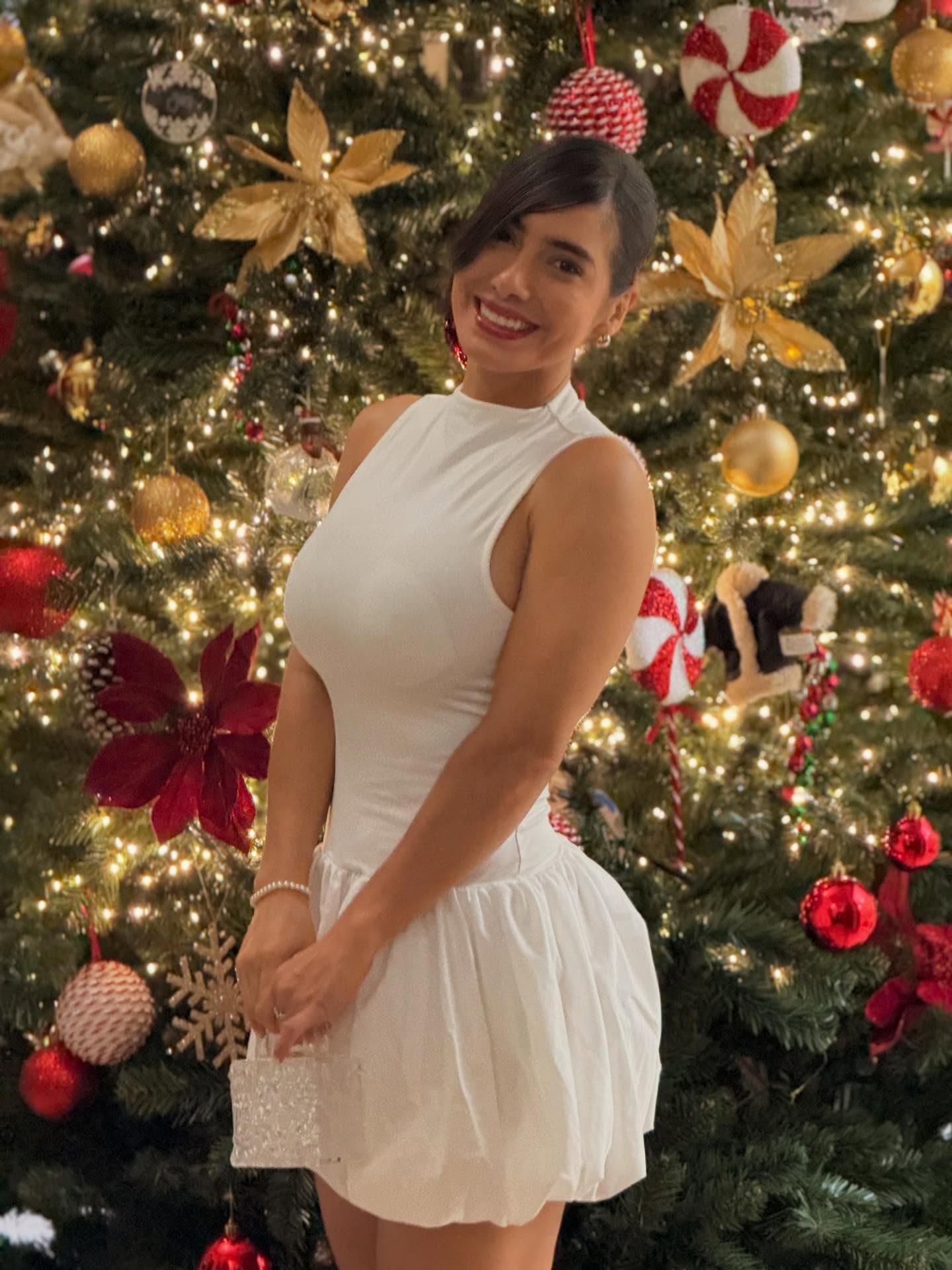 Anabella Galeano #236235