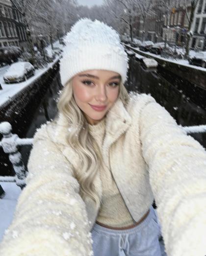 Posie Gardner photo 236361