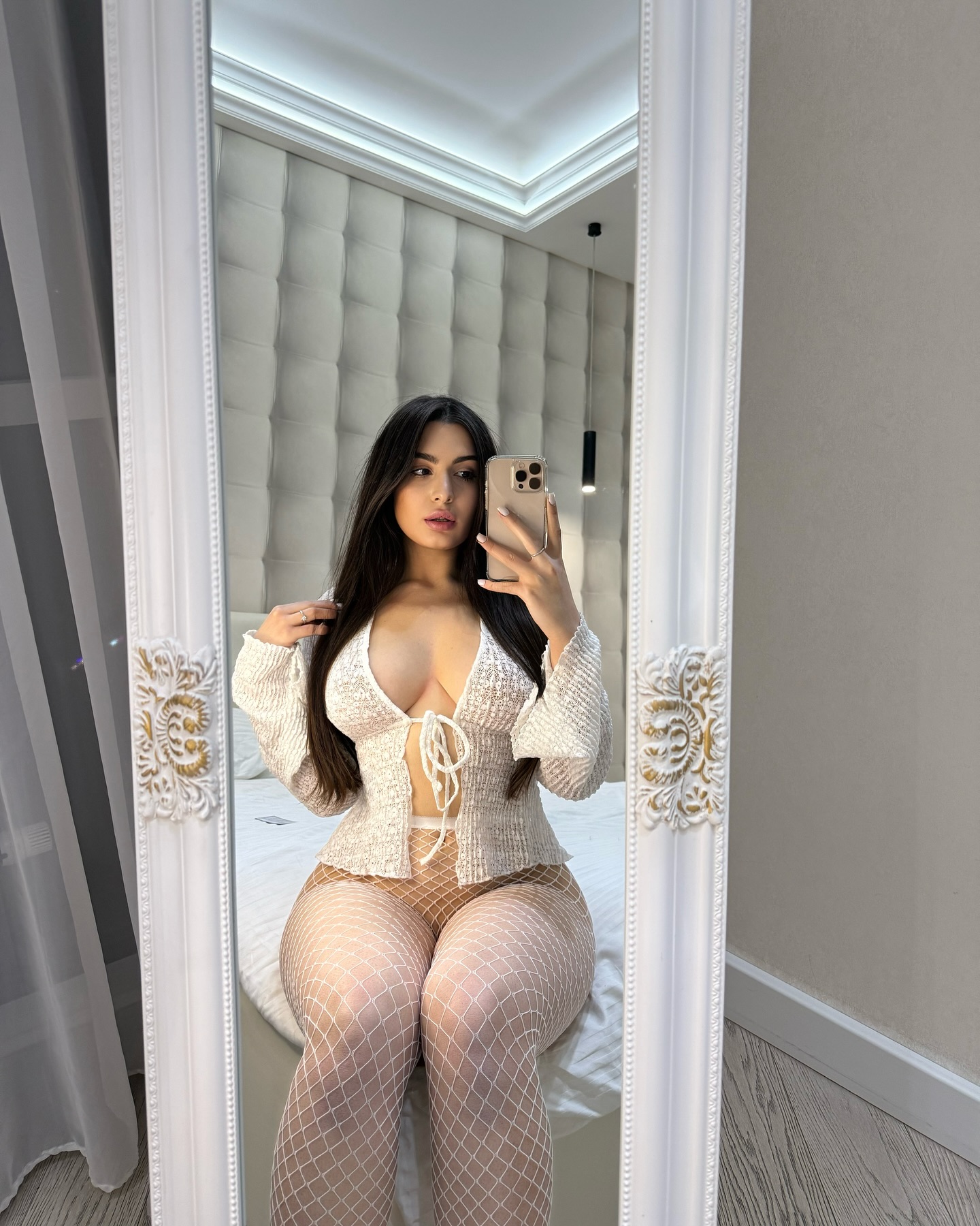 Vanessa Zatulyviter #237488