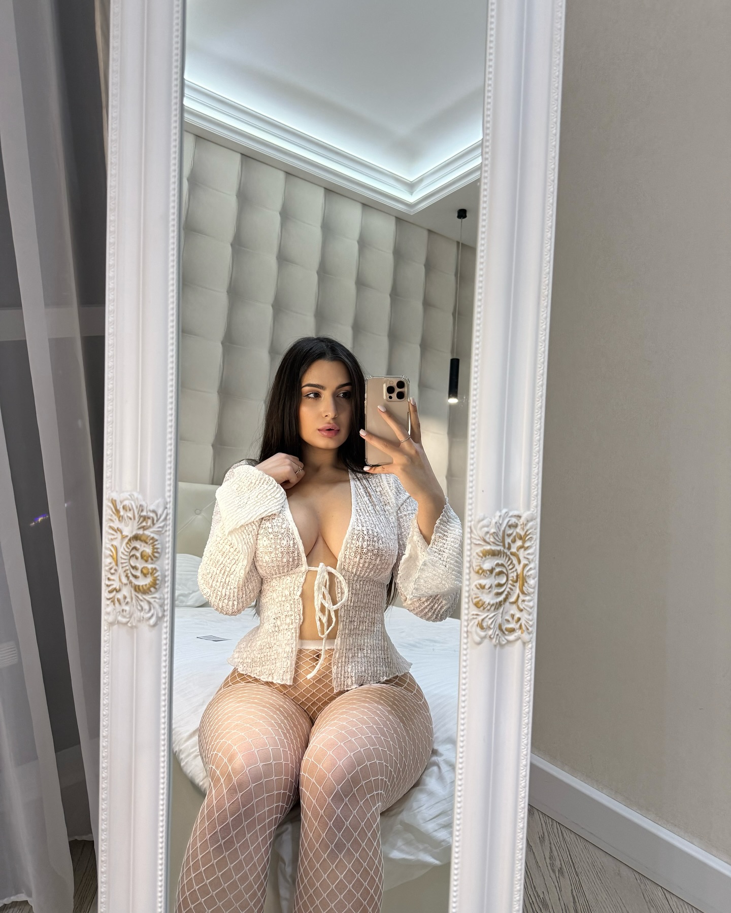 Vanessa Zatulyviter #237490