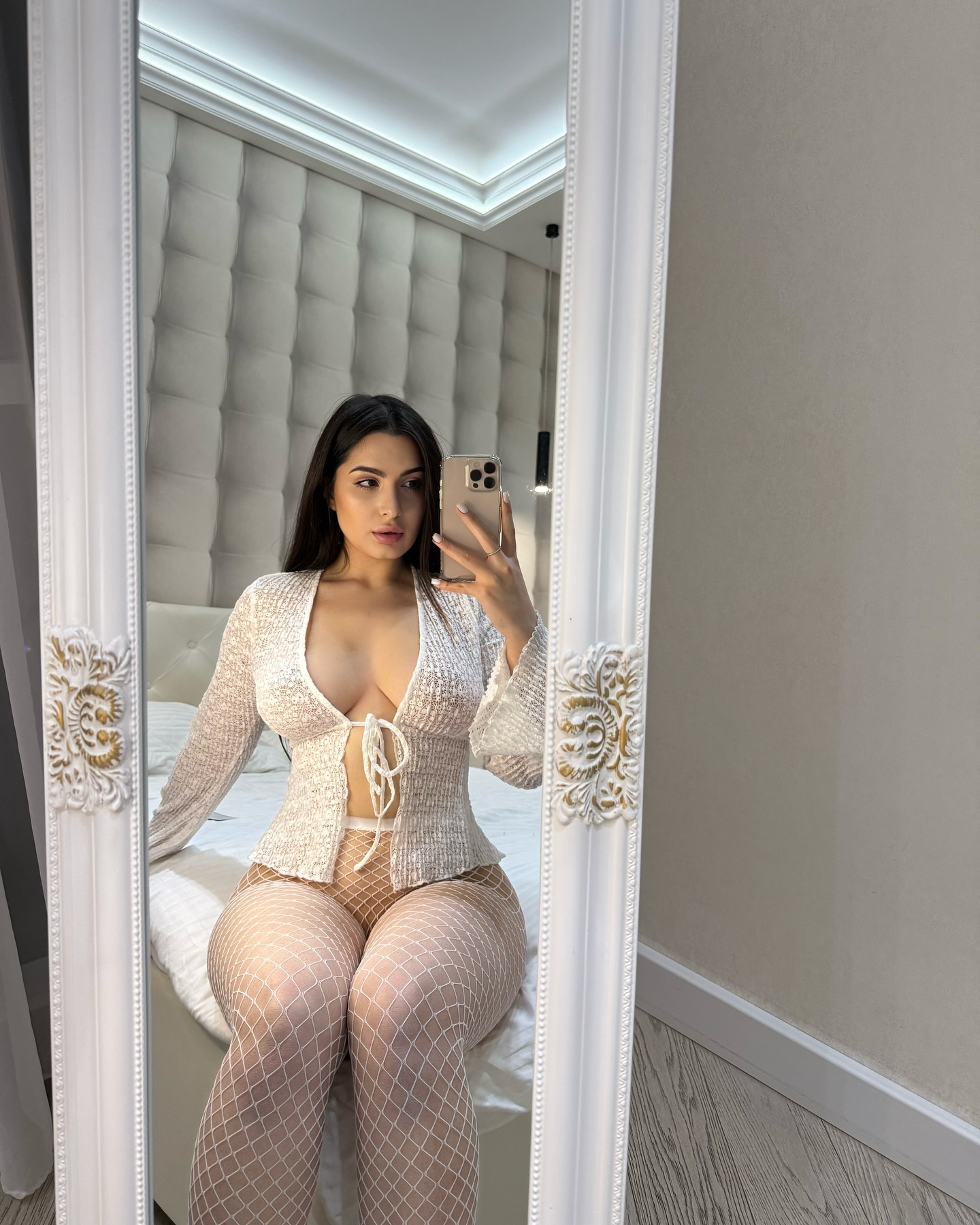 Vanessa Zatulyviter #237491