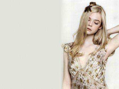 Elle Fanning