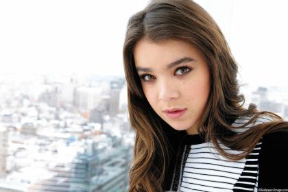Hailee Steinfeld