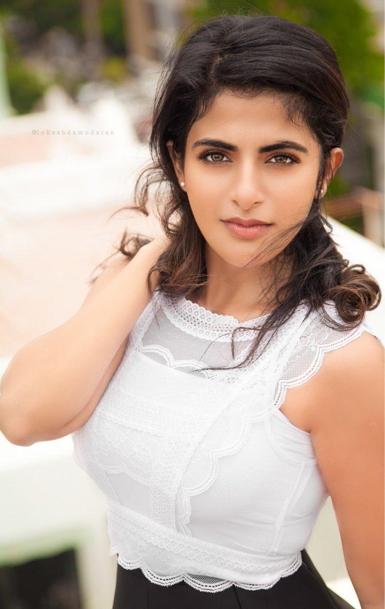 Iswarya Menon #239290