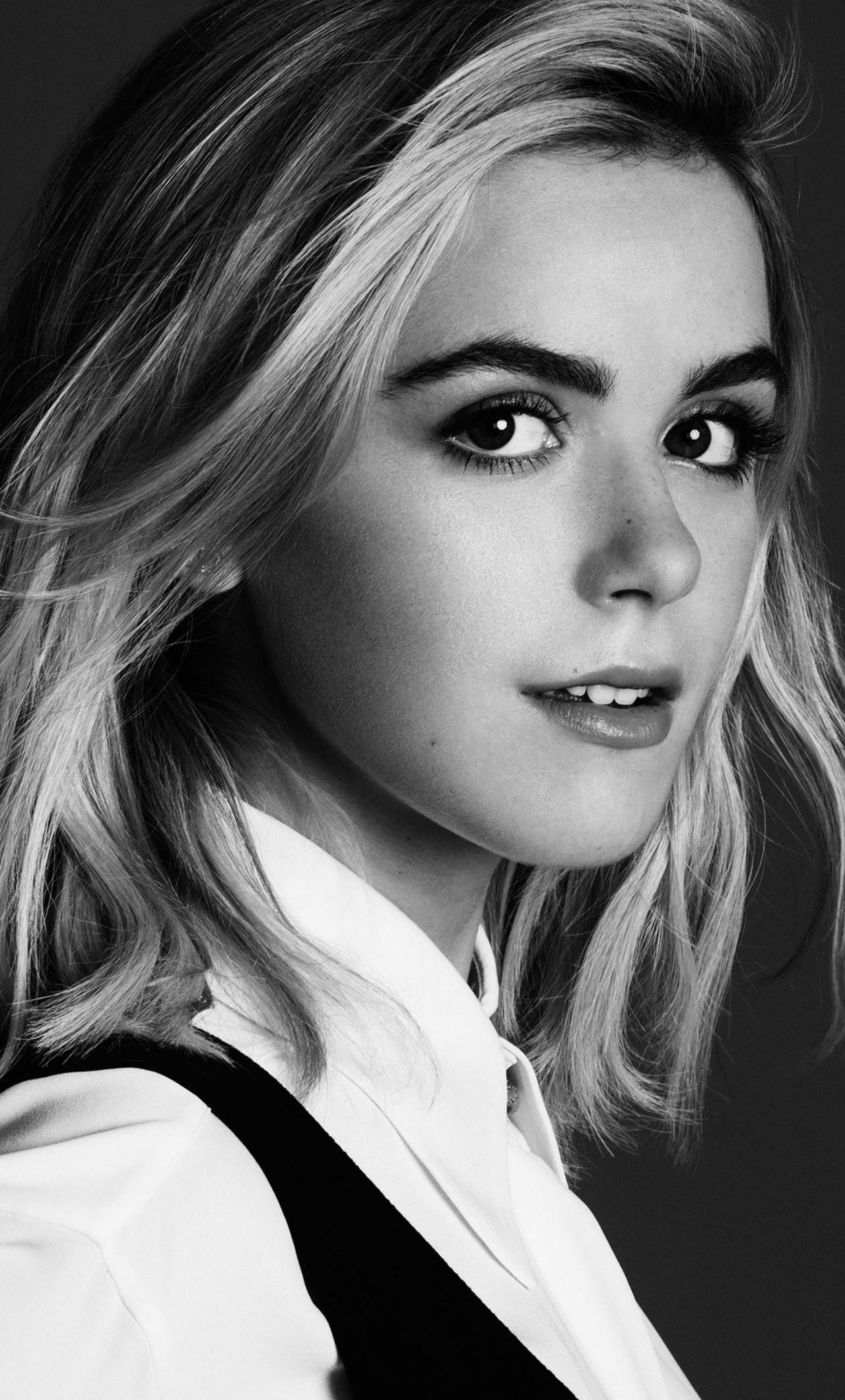 Kiernan Shipka #239617