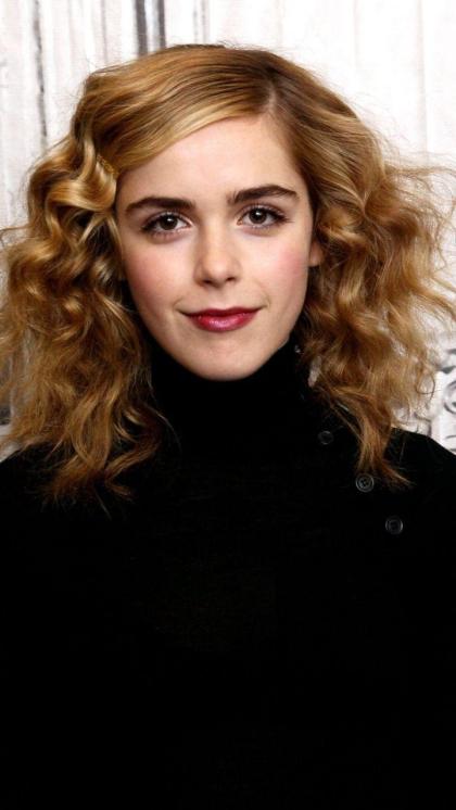 Kiernan Shipka photo 239602