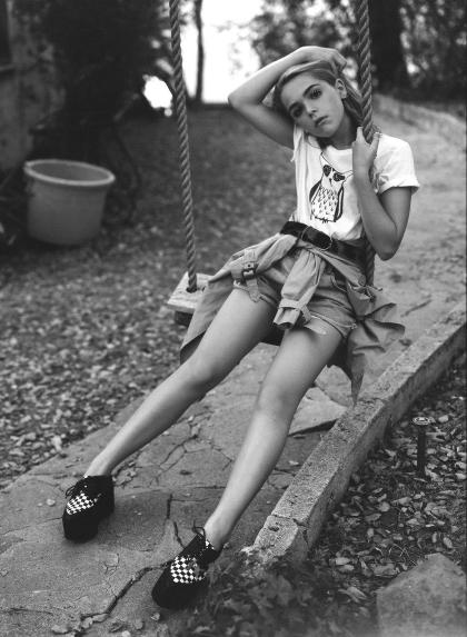 Kiernan Shipka photo 239630