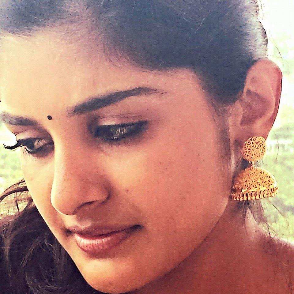 Nivetha Thomas #240136