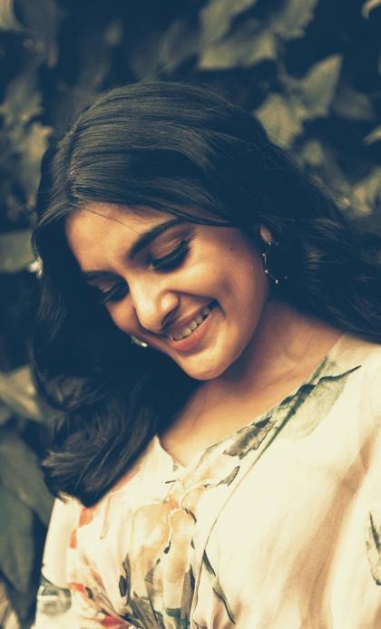 Nivetha Thomas photo 240104