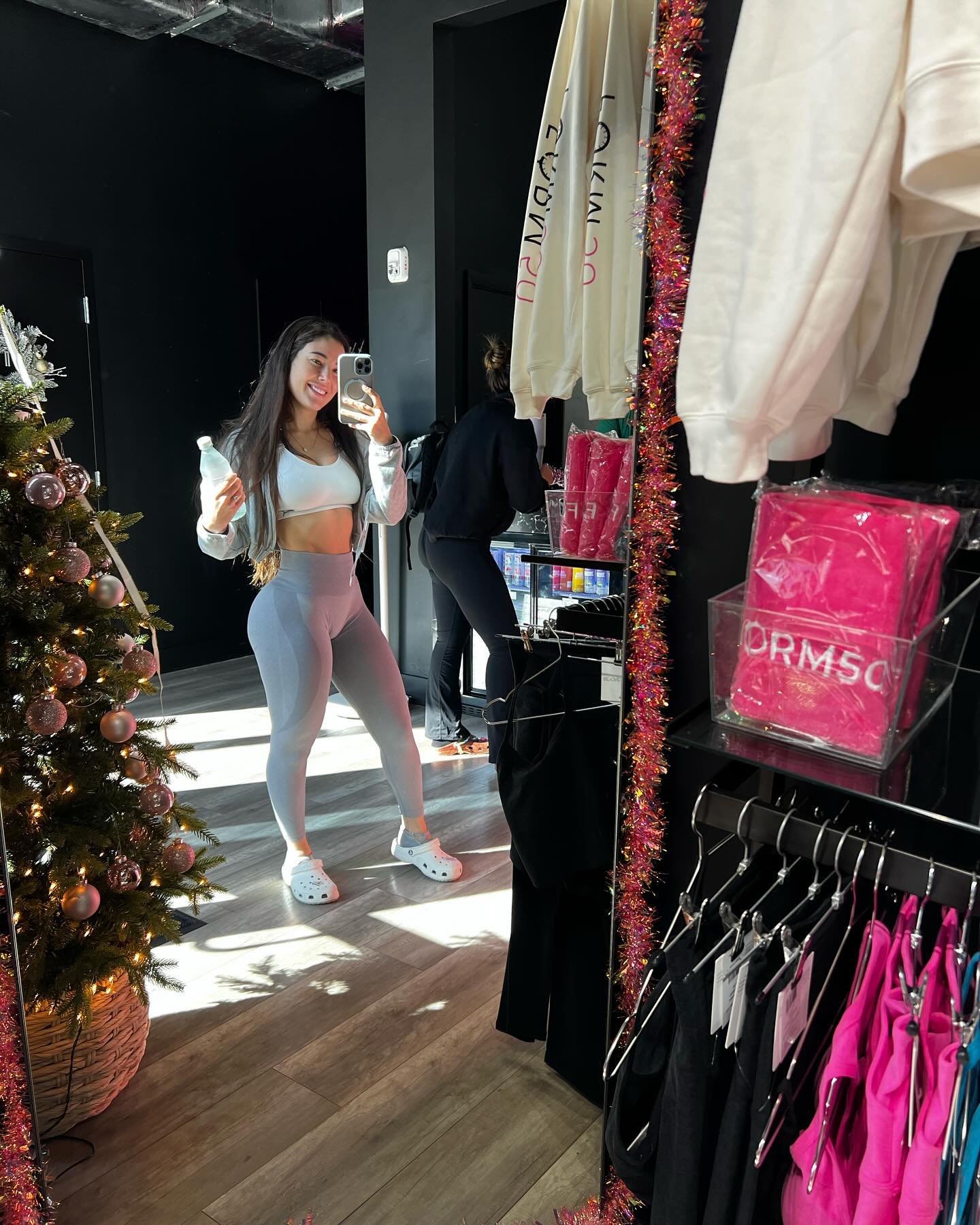 Angeline Varona #43413