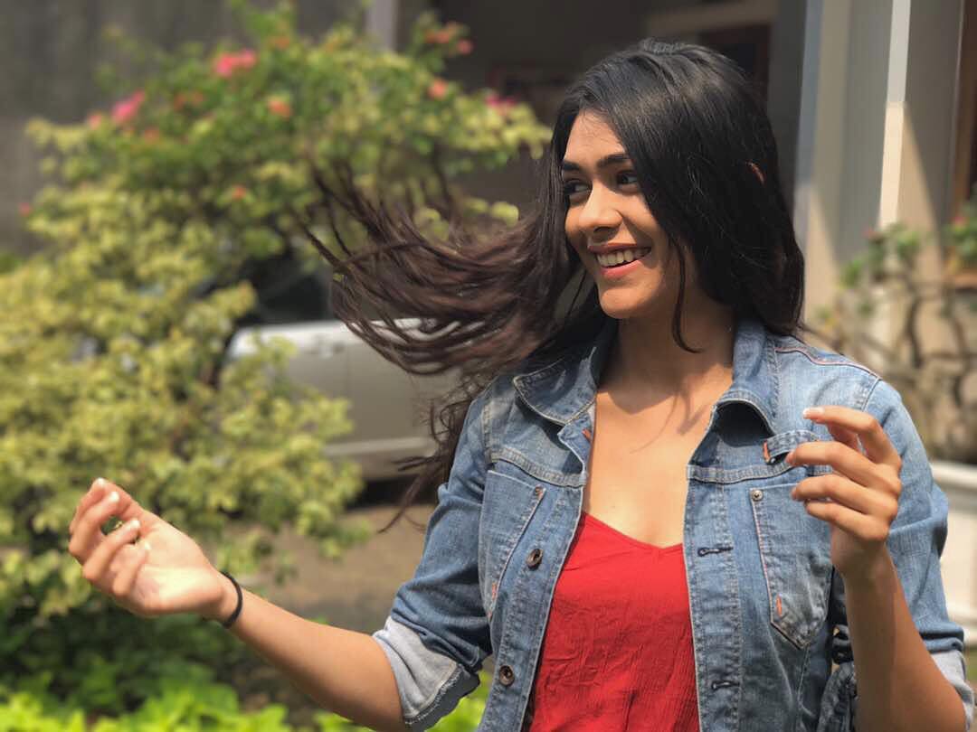 Mrunal Thakur #239913