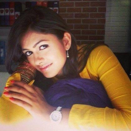 Mrunal Thakur photo 239910