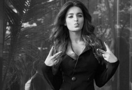 Nidhhi Agerwal