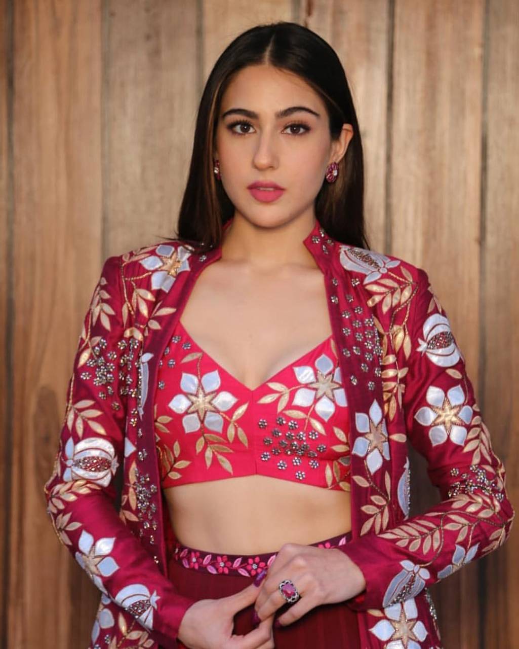 Sara Ali Khan #240496