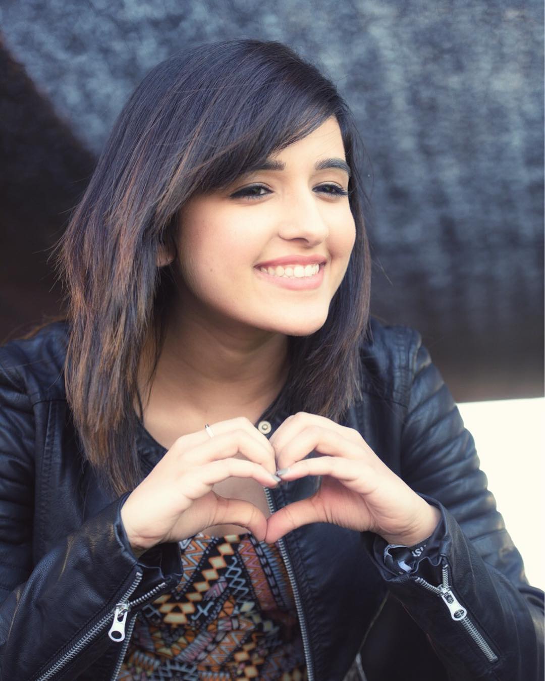 Shirley Setia #240577