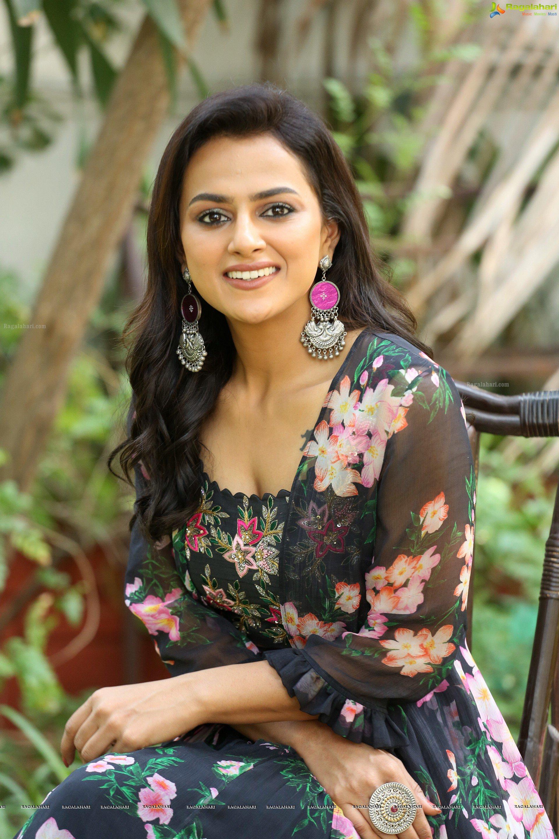 Shraddha Srinath #240724