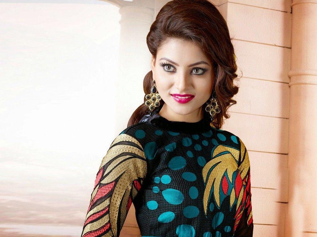 Urvashi Rautela #240812