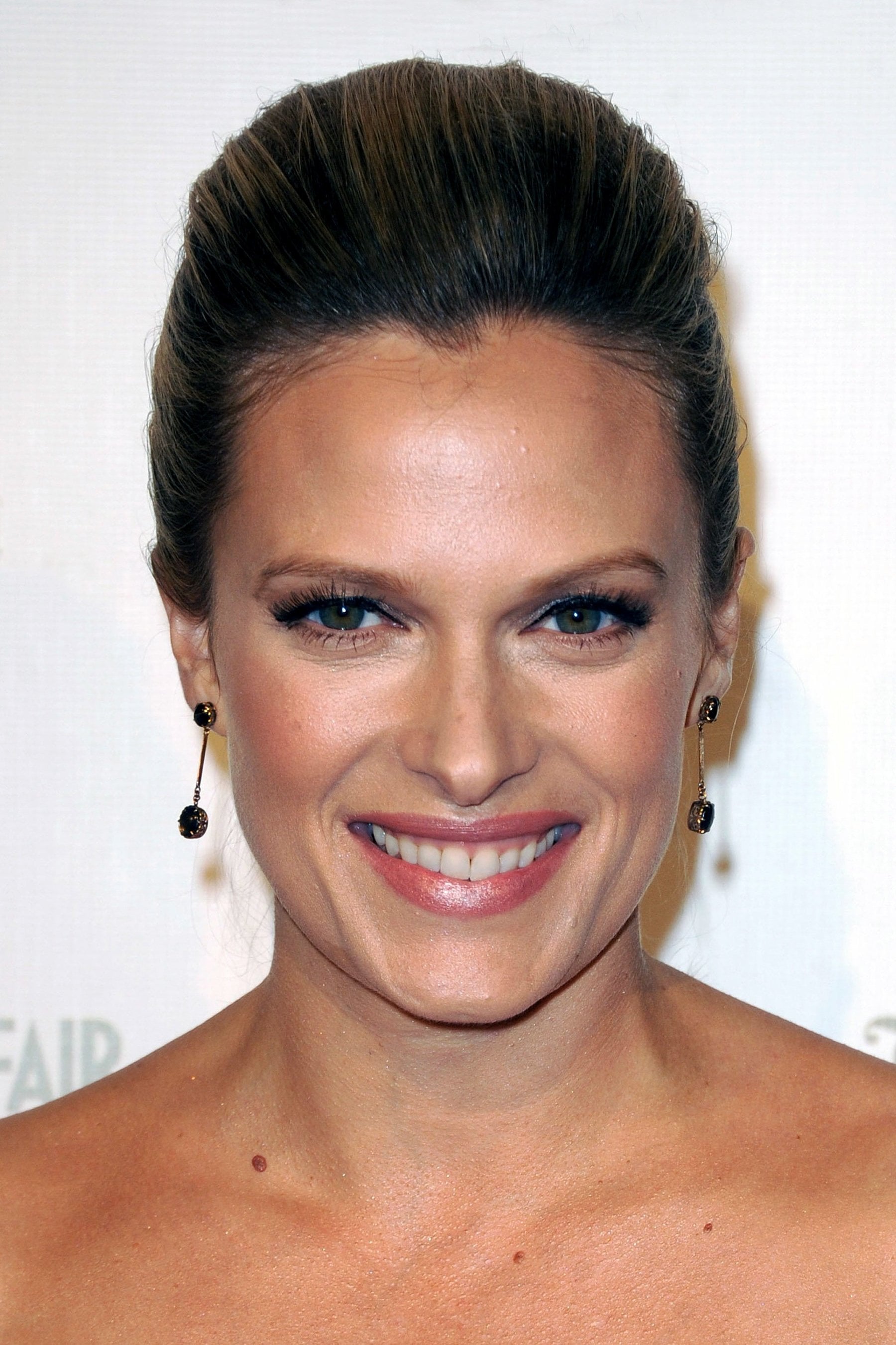 Vinessa Shaw #241898