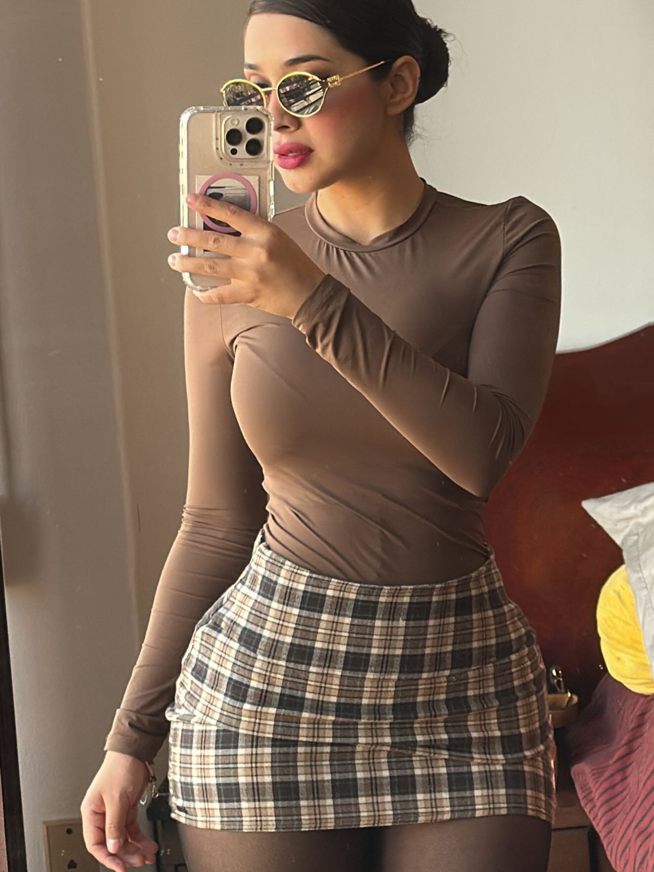 Alejandra Espeleta #242314