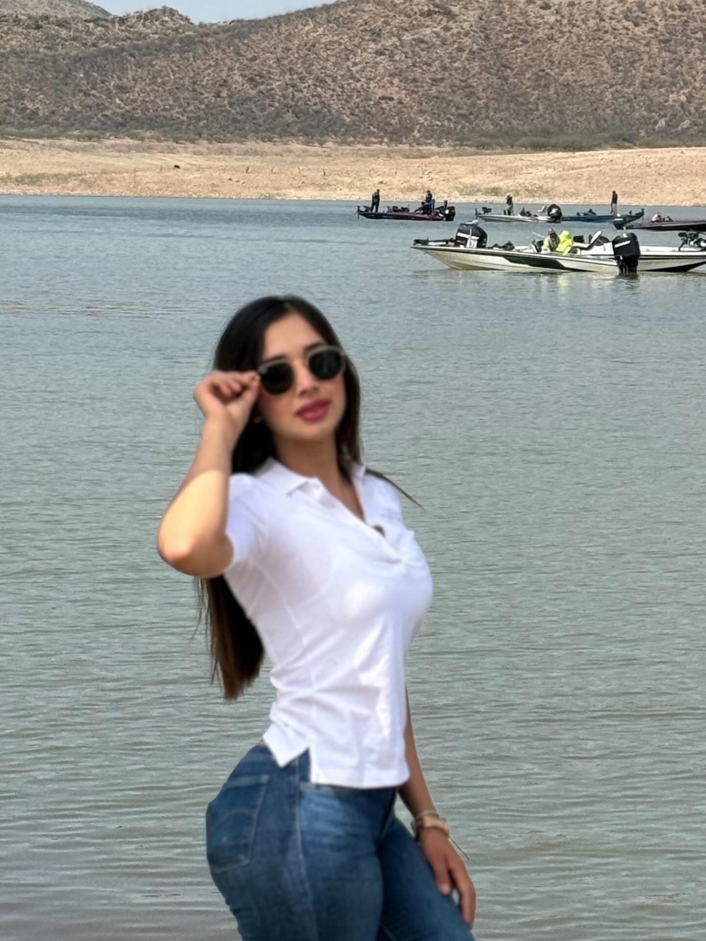 Alejandra Espeleta #242403