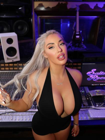 Laci Kay Somers photo 243297