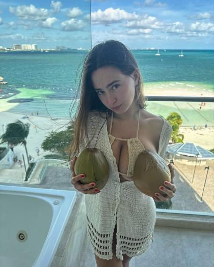 Cecilia Rose photo 18510