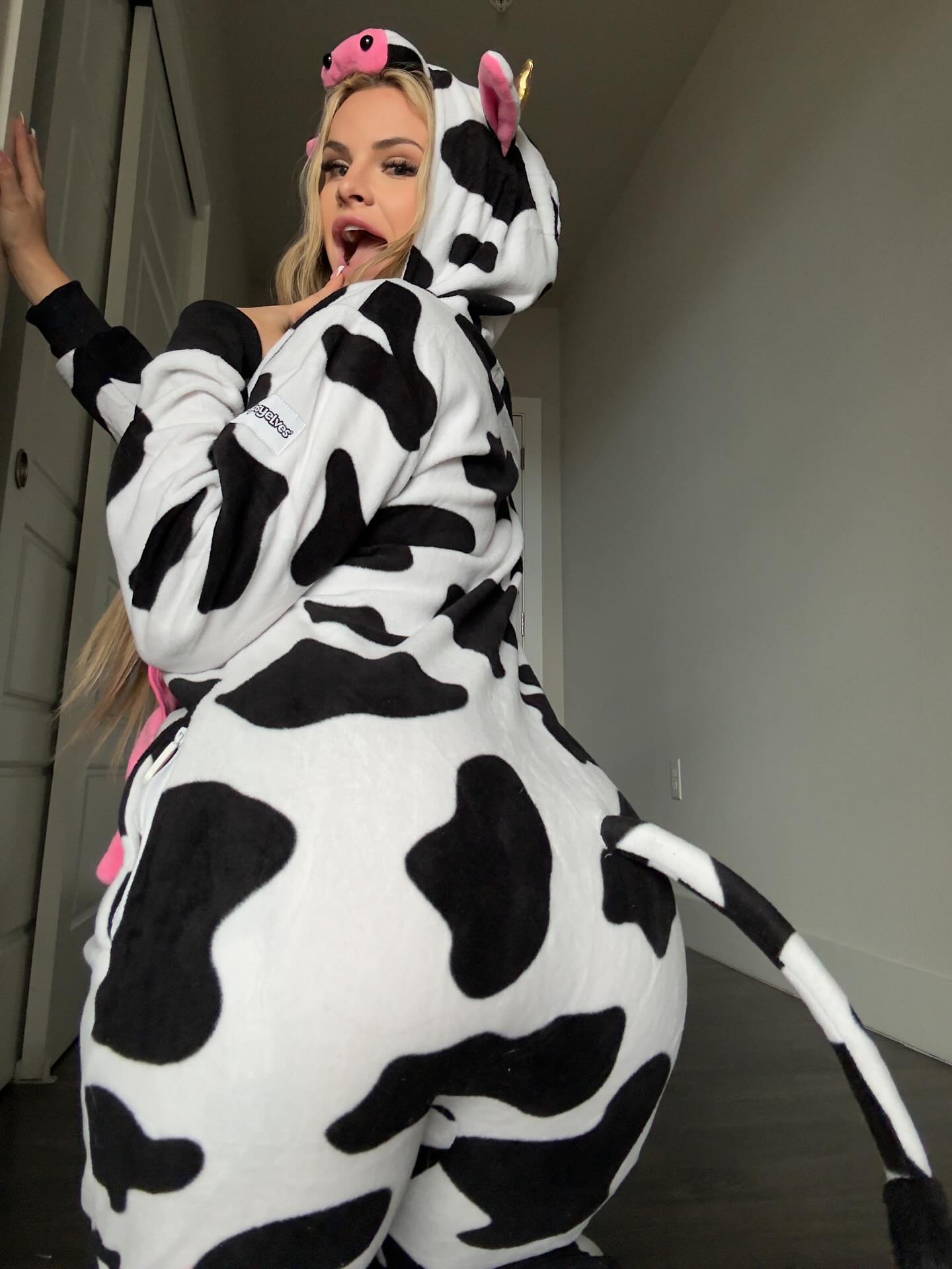 Cynthia Jade #246512