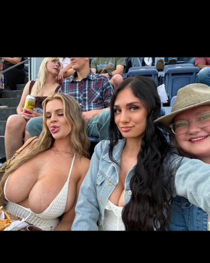 Cynthia Jade photo 246554