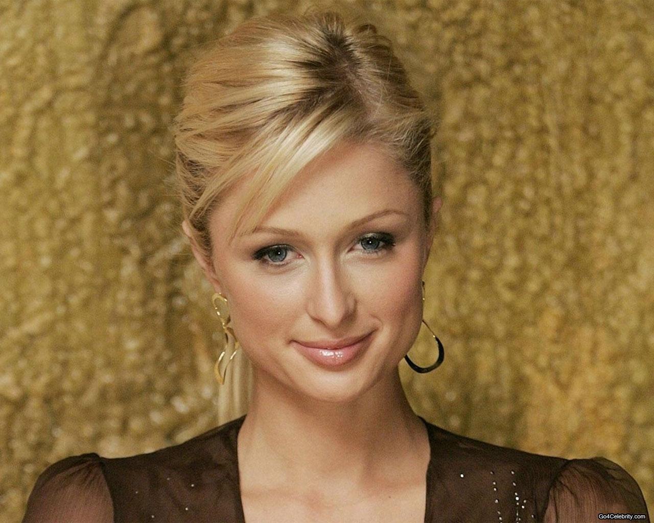 Paris Hilton #240208