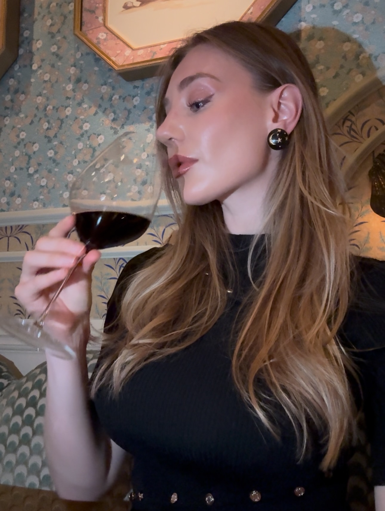 Bethany Lily April #250294