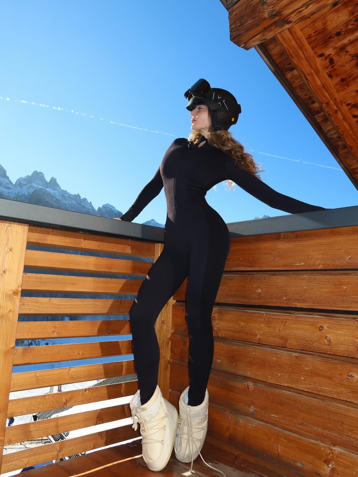 Bethany Lily April #250298