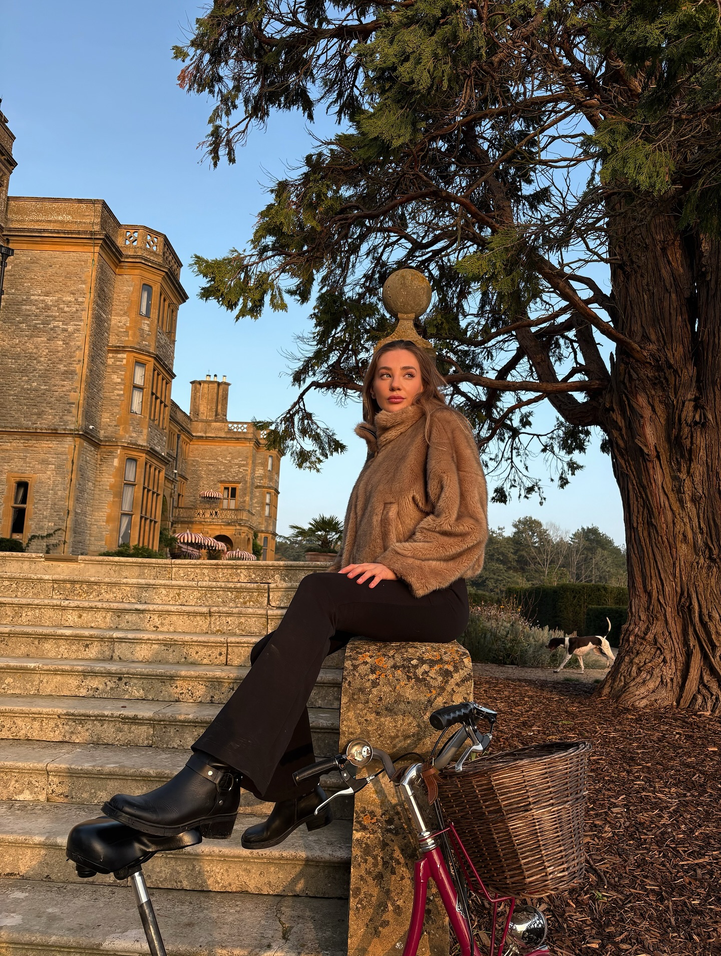 Bethany Lily April #250313