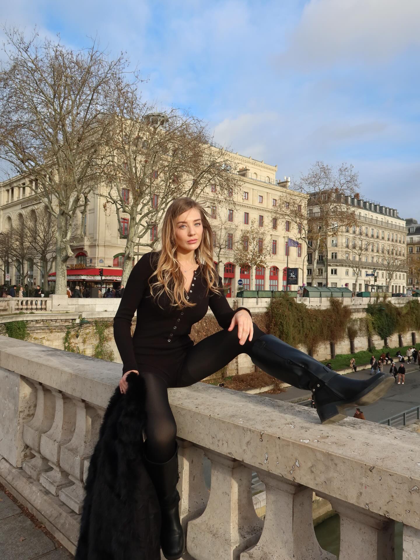 Bethany Lily April #250342