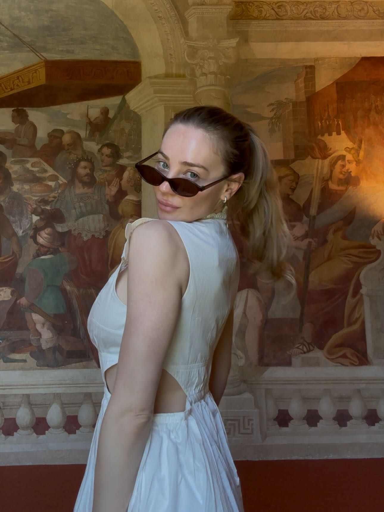 Bethany Lily April #250359