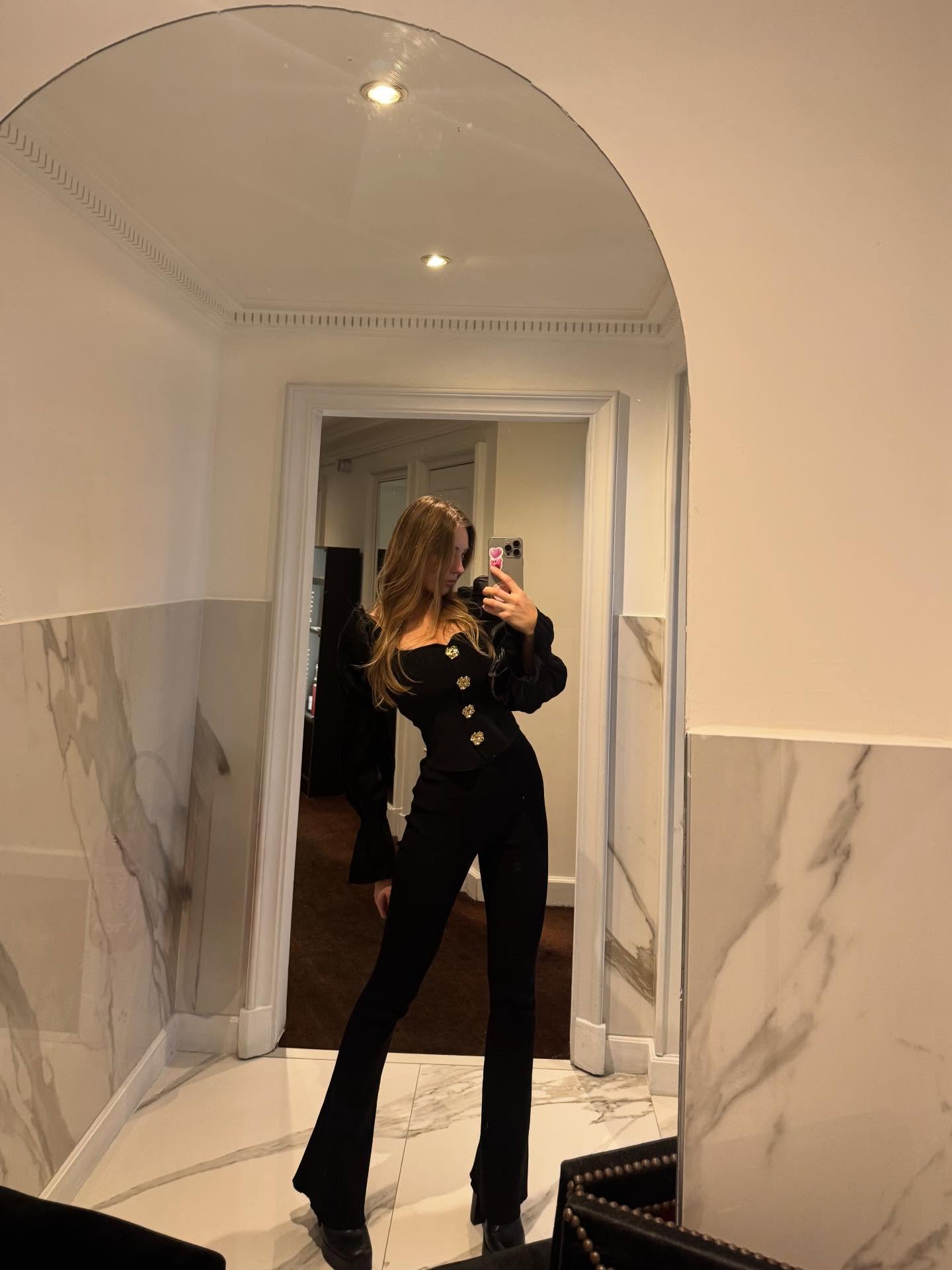 Bethany Lily April #250396