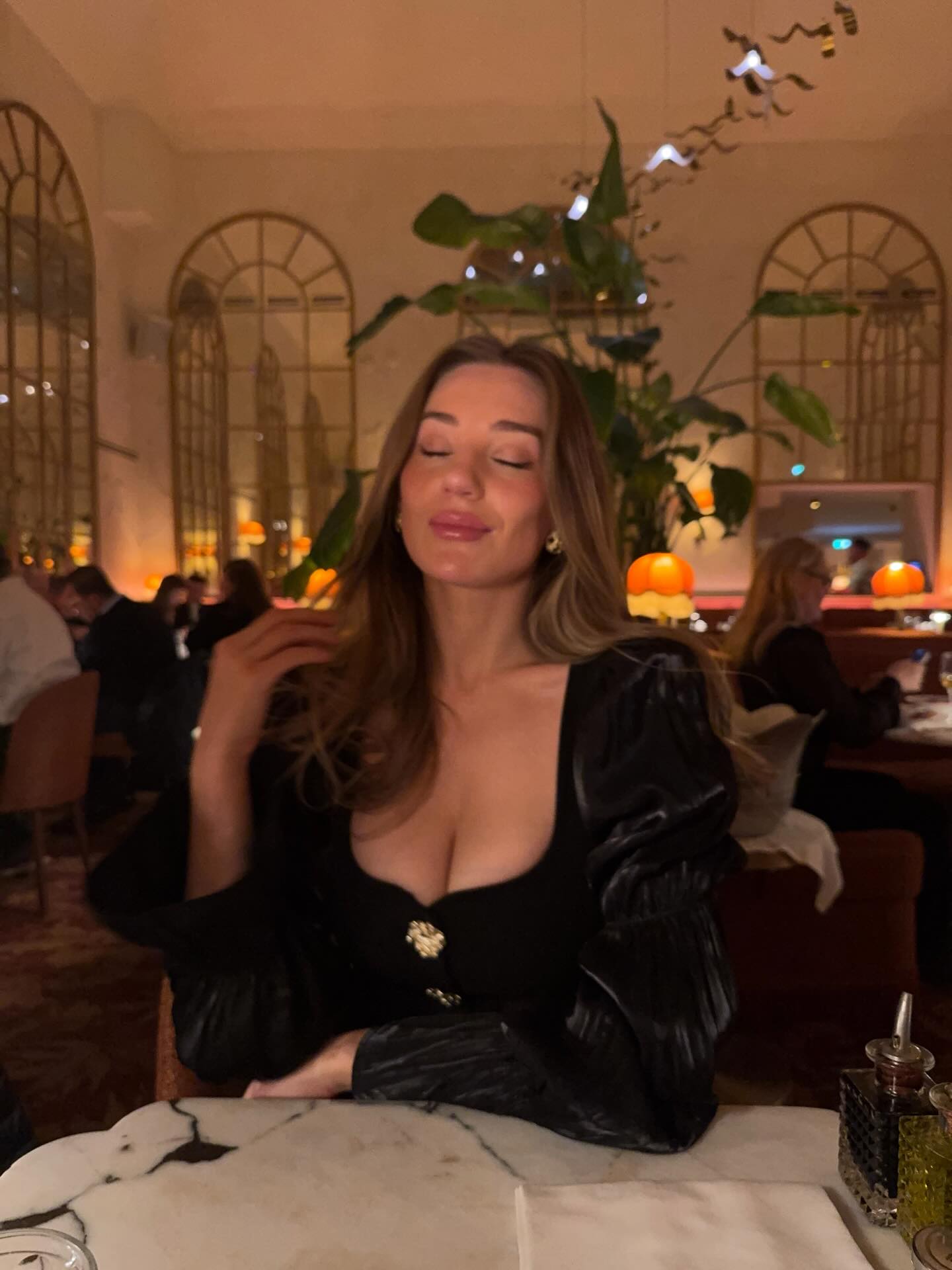 Bethany Lily April #250398