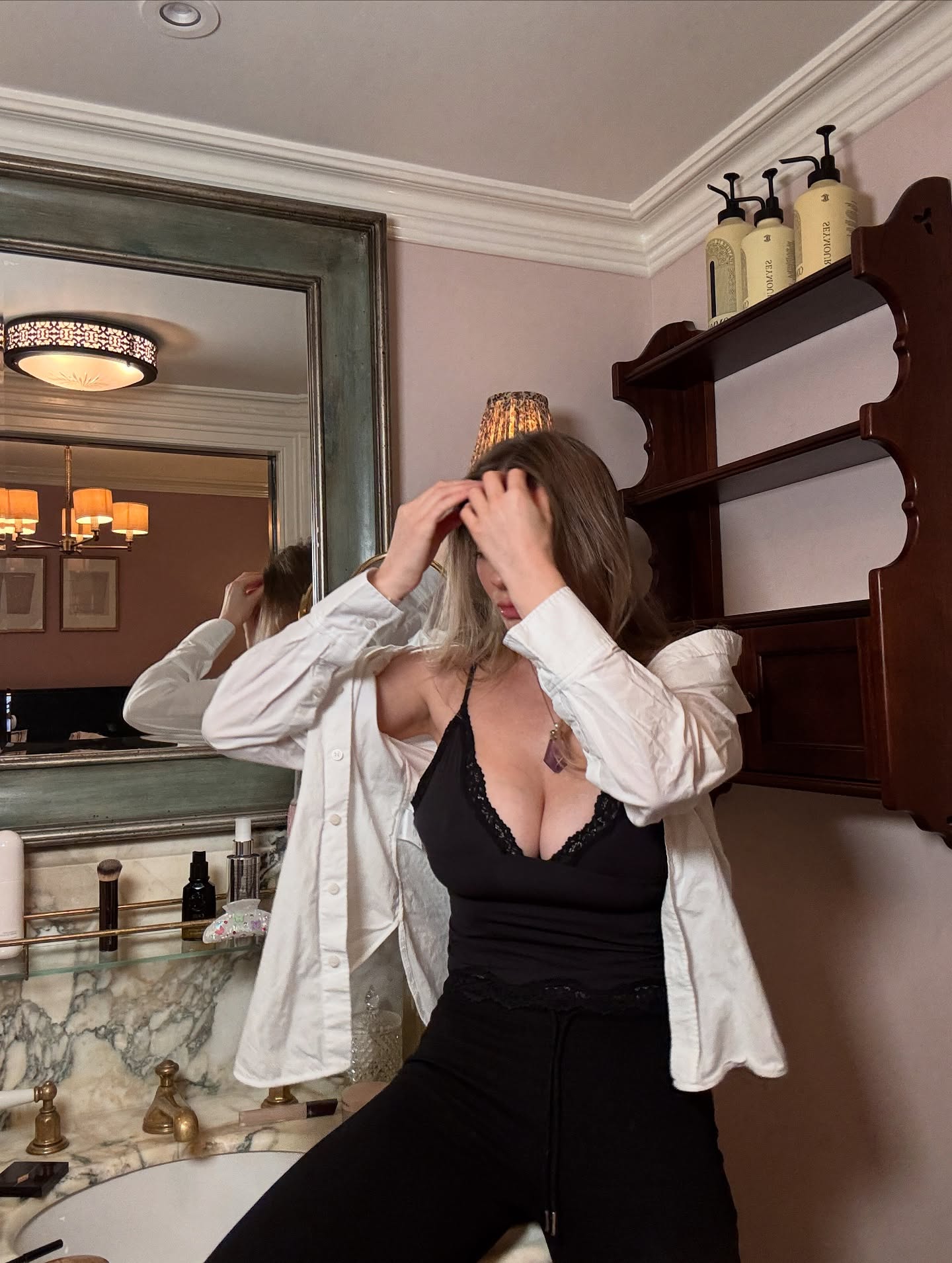 Bethany Lily April #250430