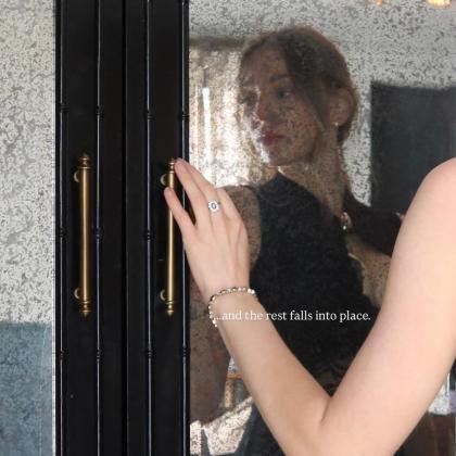 Bethany Lily April photo 250444