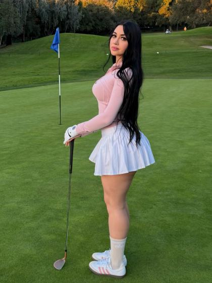 Jailyne Ojeda photo 250803