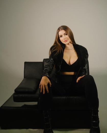 Gamze Acet photo 251218